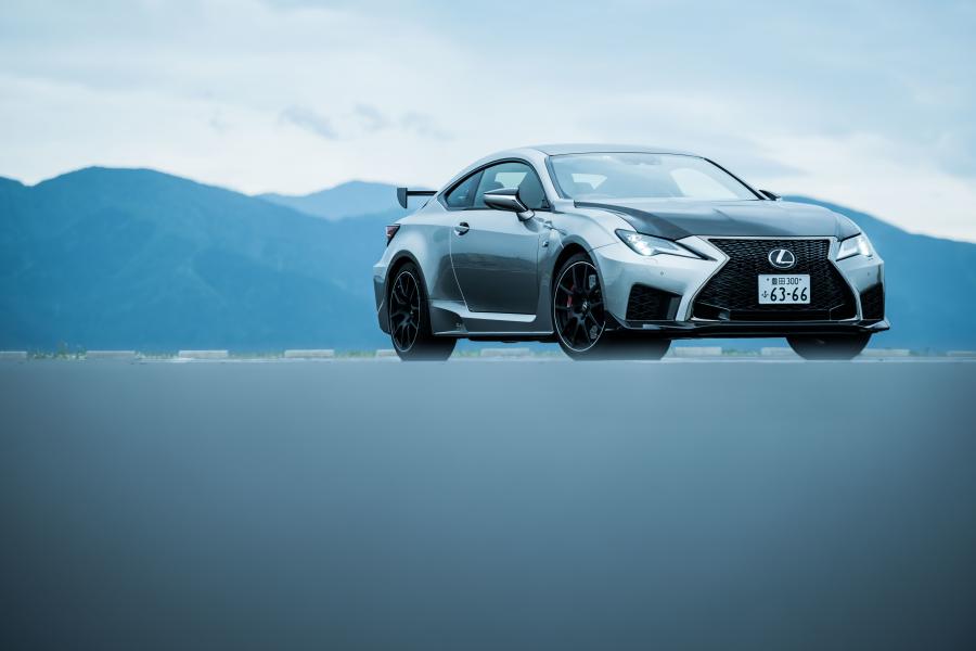 Lexus RC F Performance Package 2019 года  (JP) (фото 24 из 31)